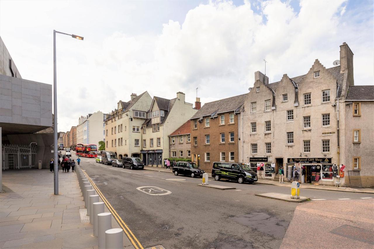 Stunning 1 Bed At Holyrood Palace & Arthurs Seat Edinburgh Exterior photo